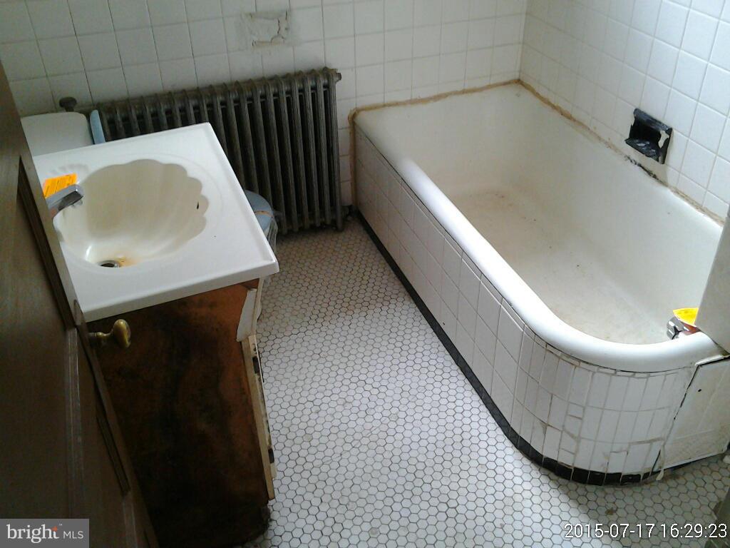 CARROLL-SOUTH HILTON - Residential