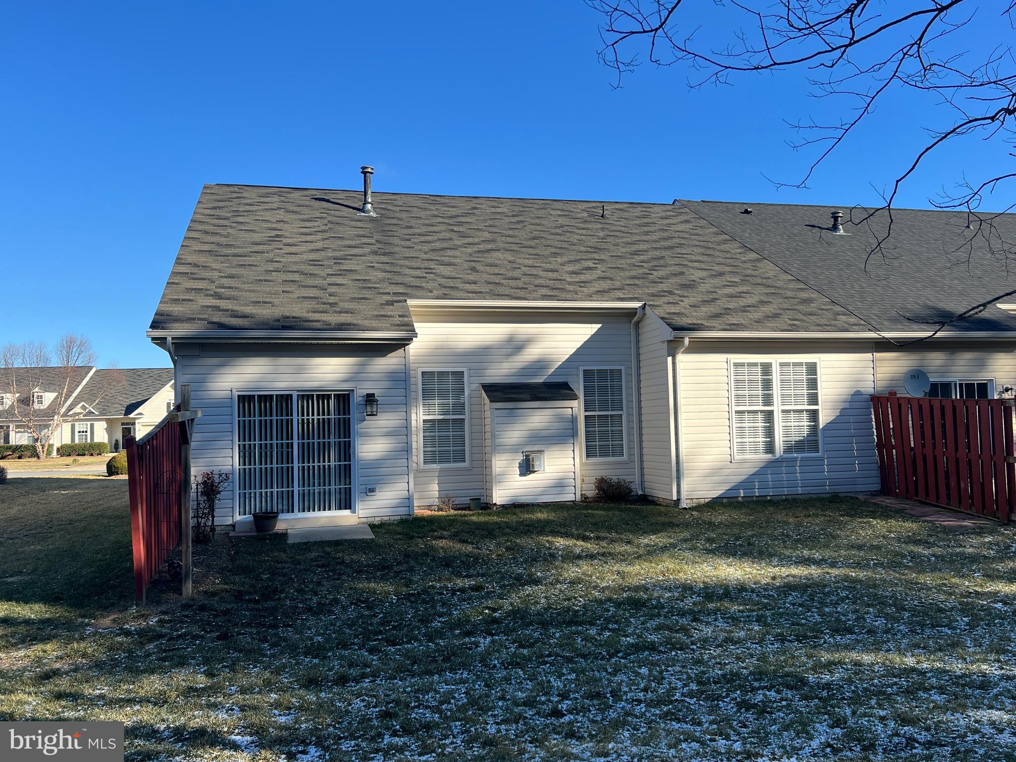 AUTUMN GLEN - Residential Lease