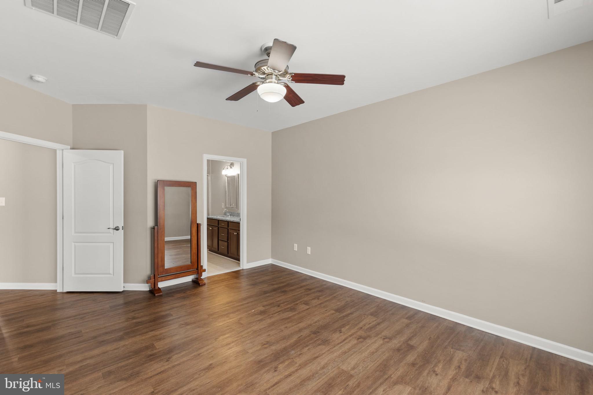 AUTUMN GLEN - Residential Lease