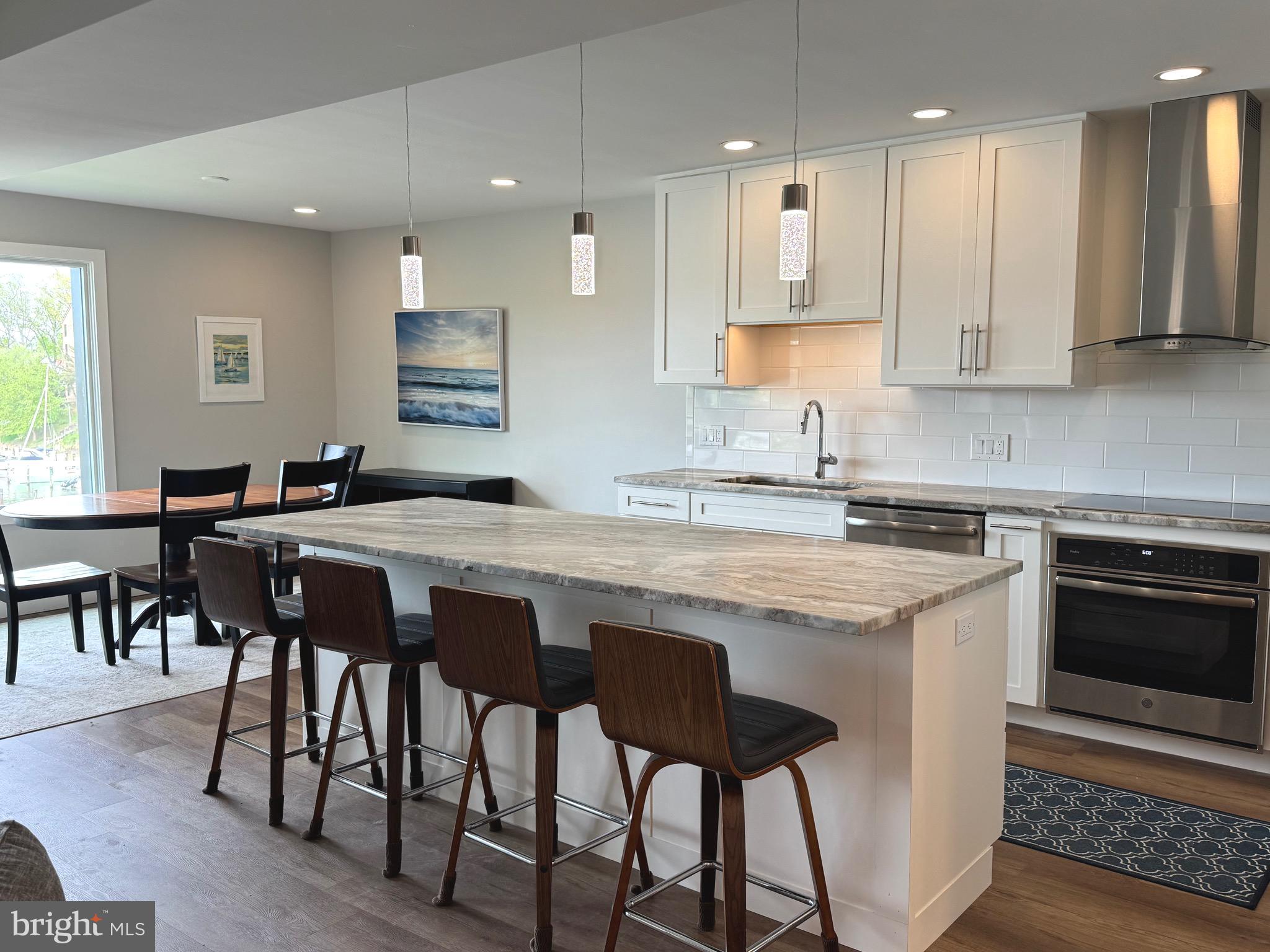 PRESIDENT POINT - Residential Lease