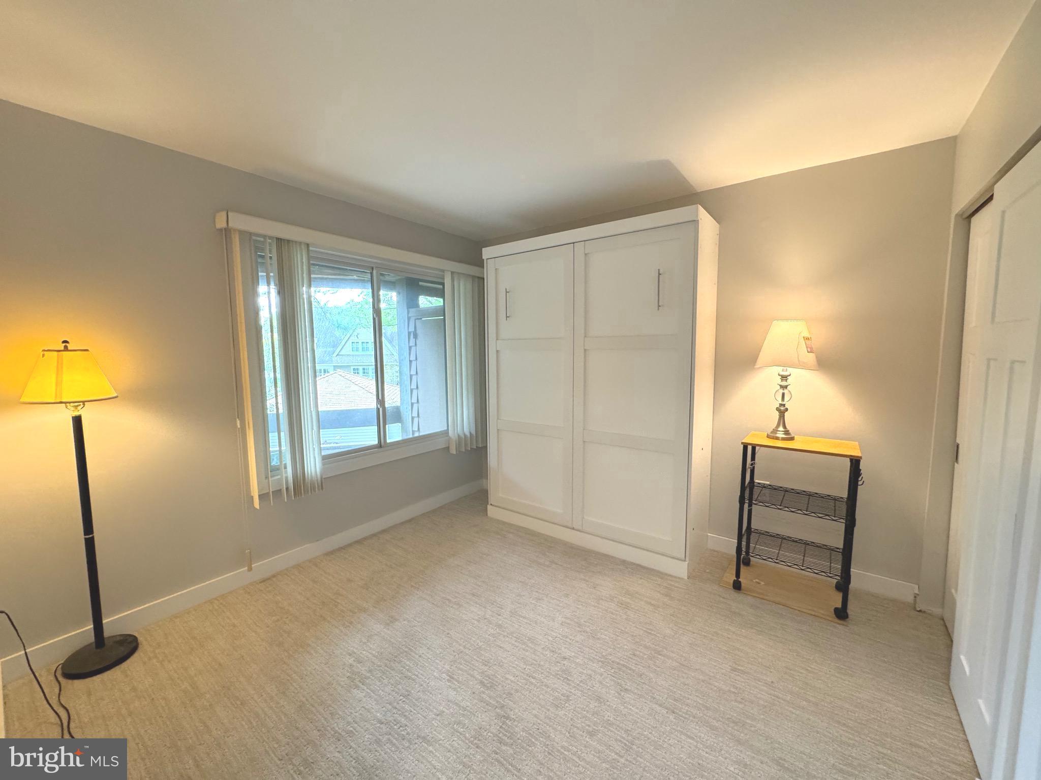 PRESIDENT POINT - Residential Lease