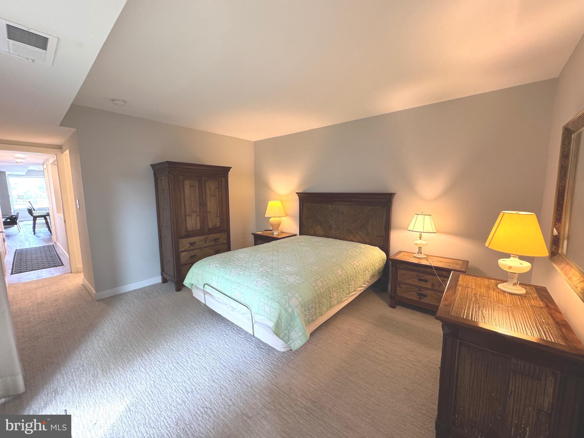 PRESIDENT POINT - Residential Lease