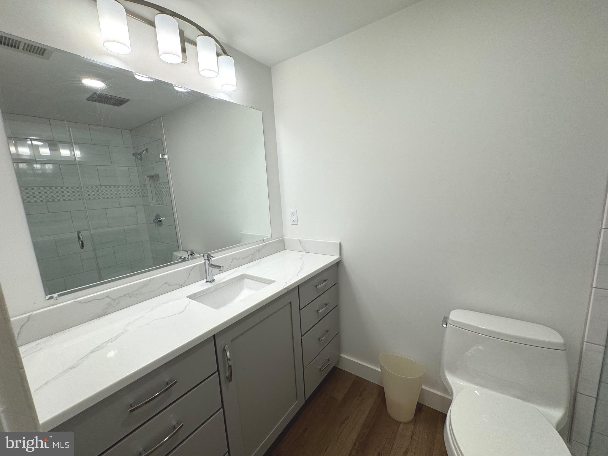 PRESIDENT POINT - Residential Lease