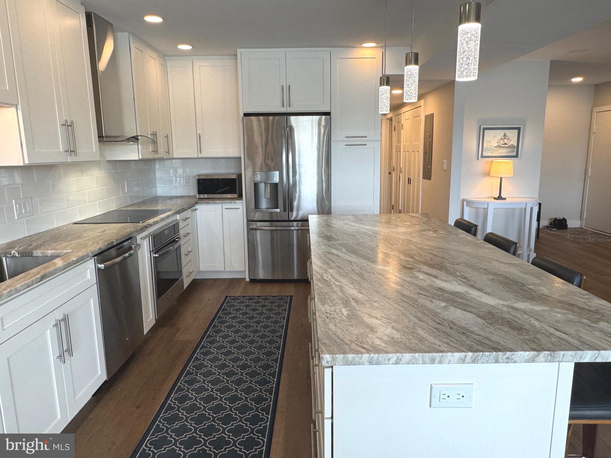 PRESIDENT POINT - Residential Lease