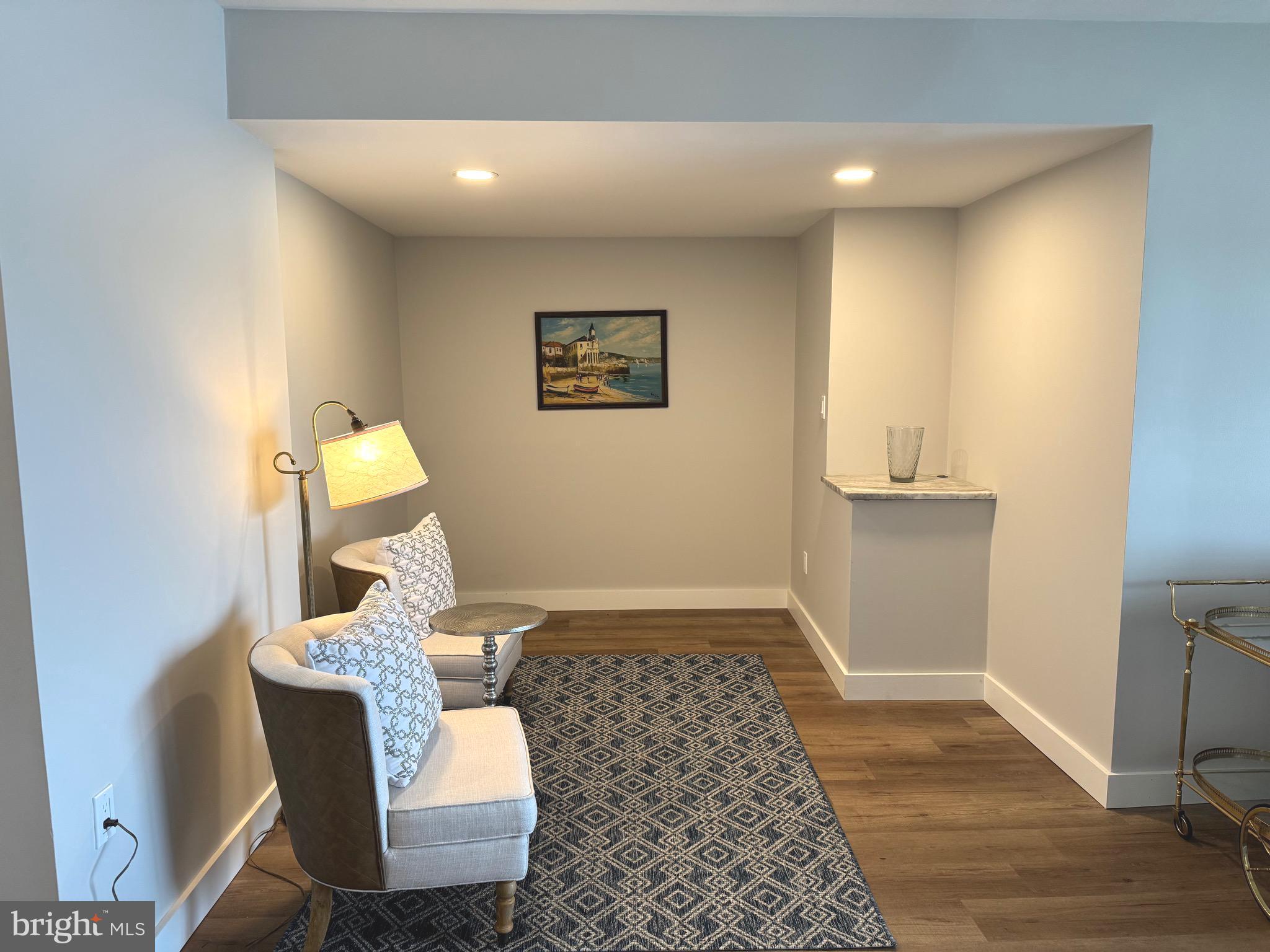 PRESIDENT POINT - Residential Lease