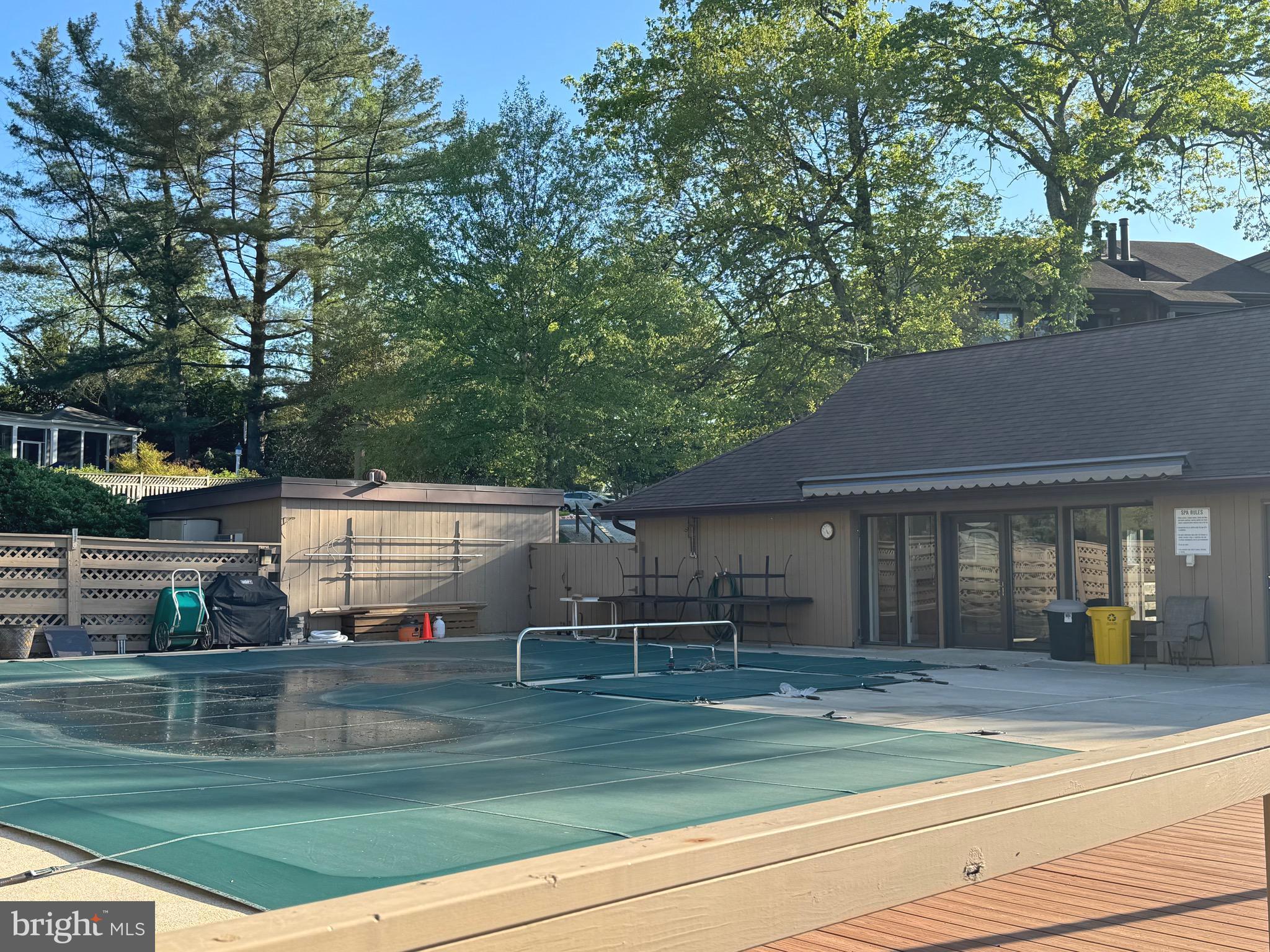 PRESIDENT POINT - Residential Lease