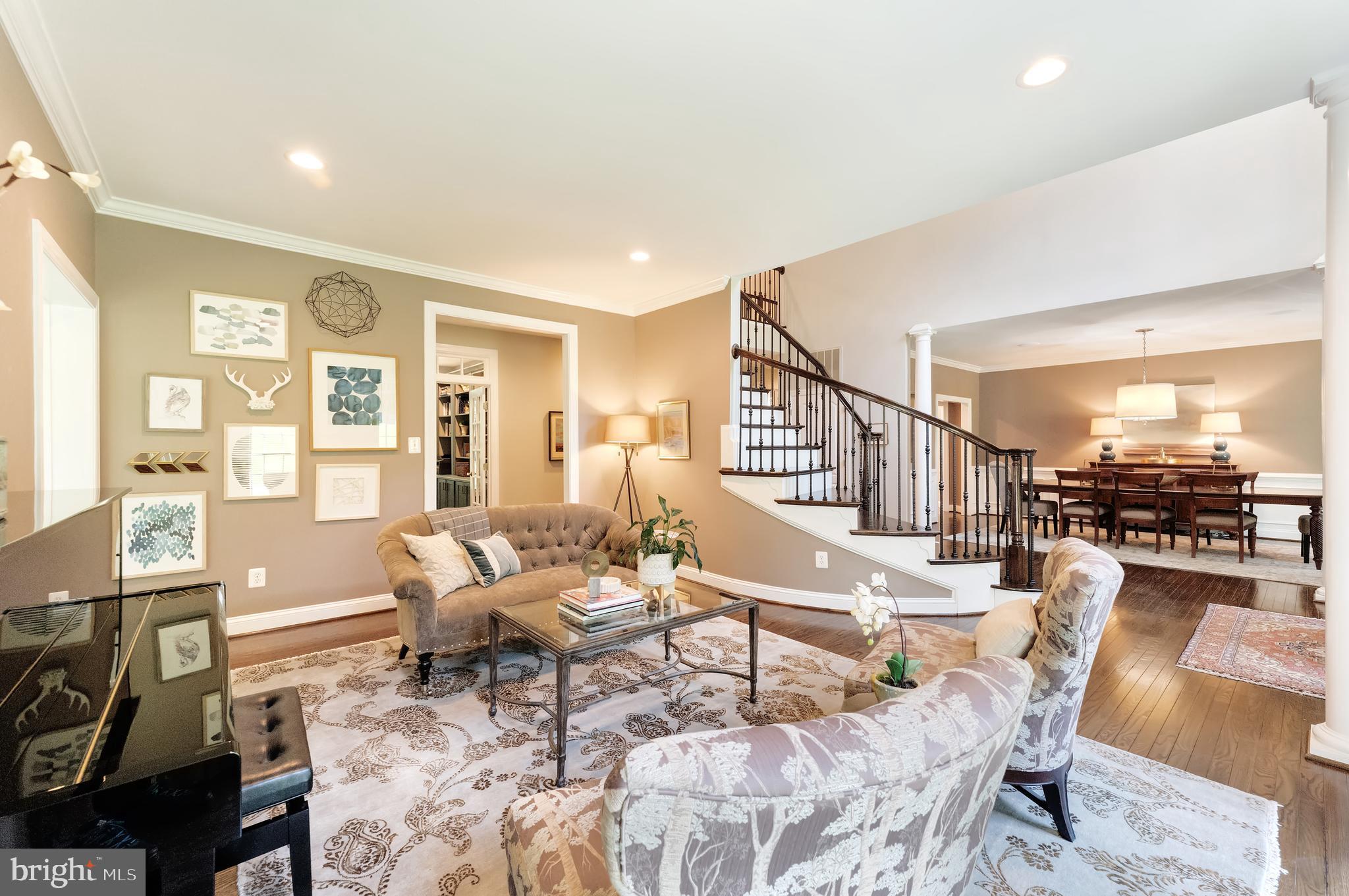 WOODLAND ESTATES - Residential