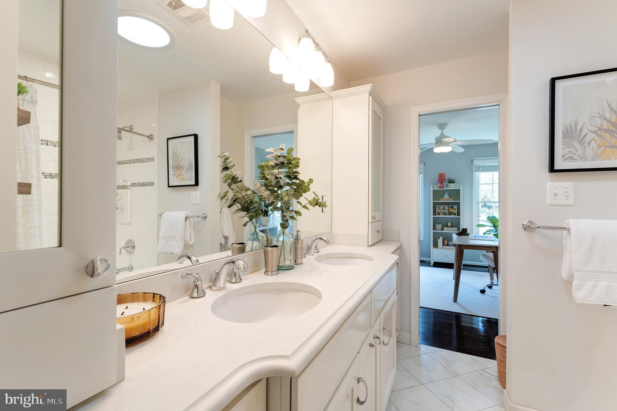 WOODLAND ESTATES - Residential