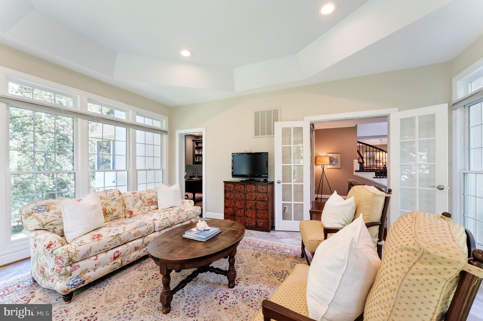 WOODLAND ESTATES - Residential