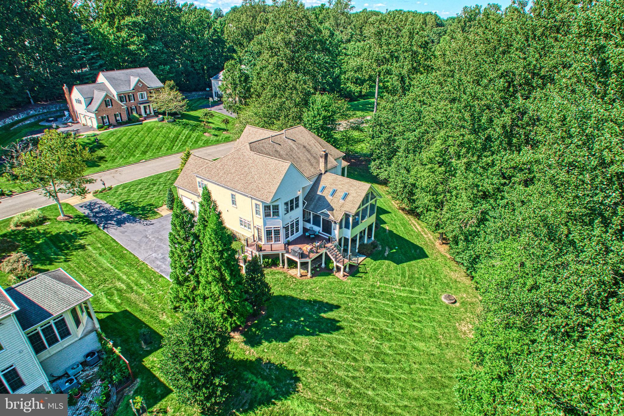 WOODLAND ESTATES - Residential