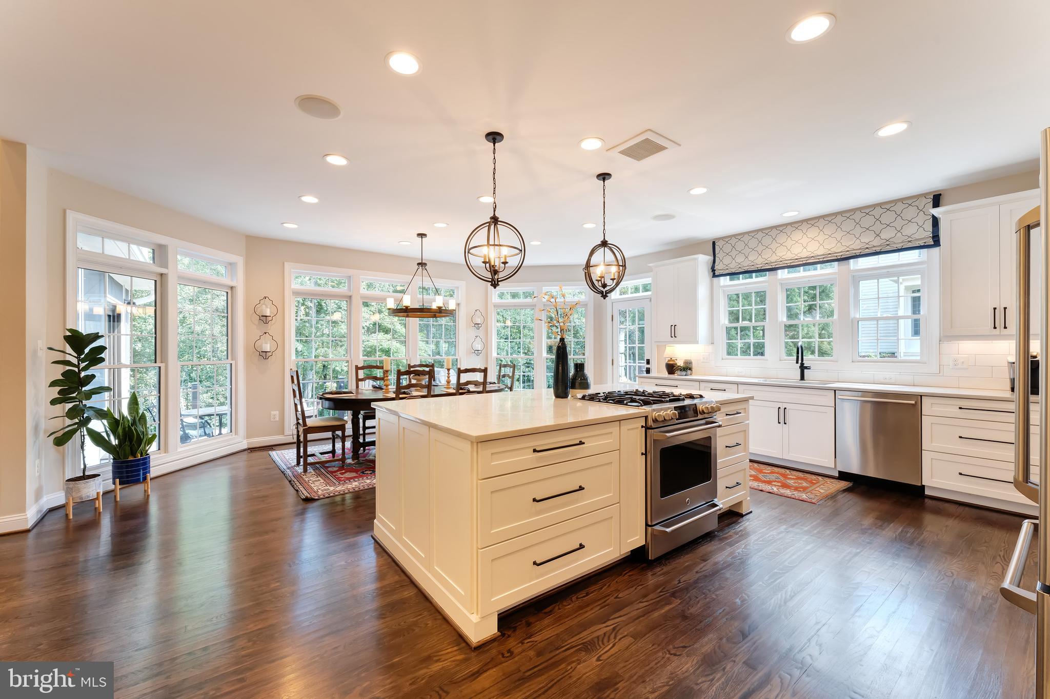 WOODLAND ESTATES - Residential