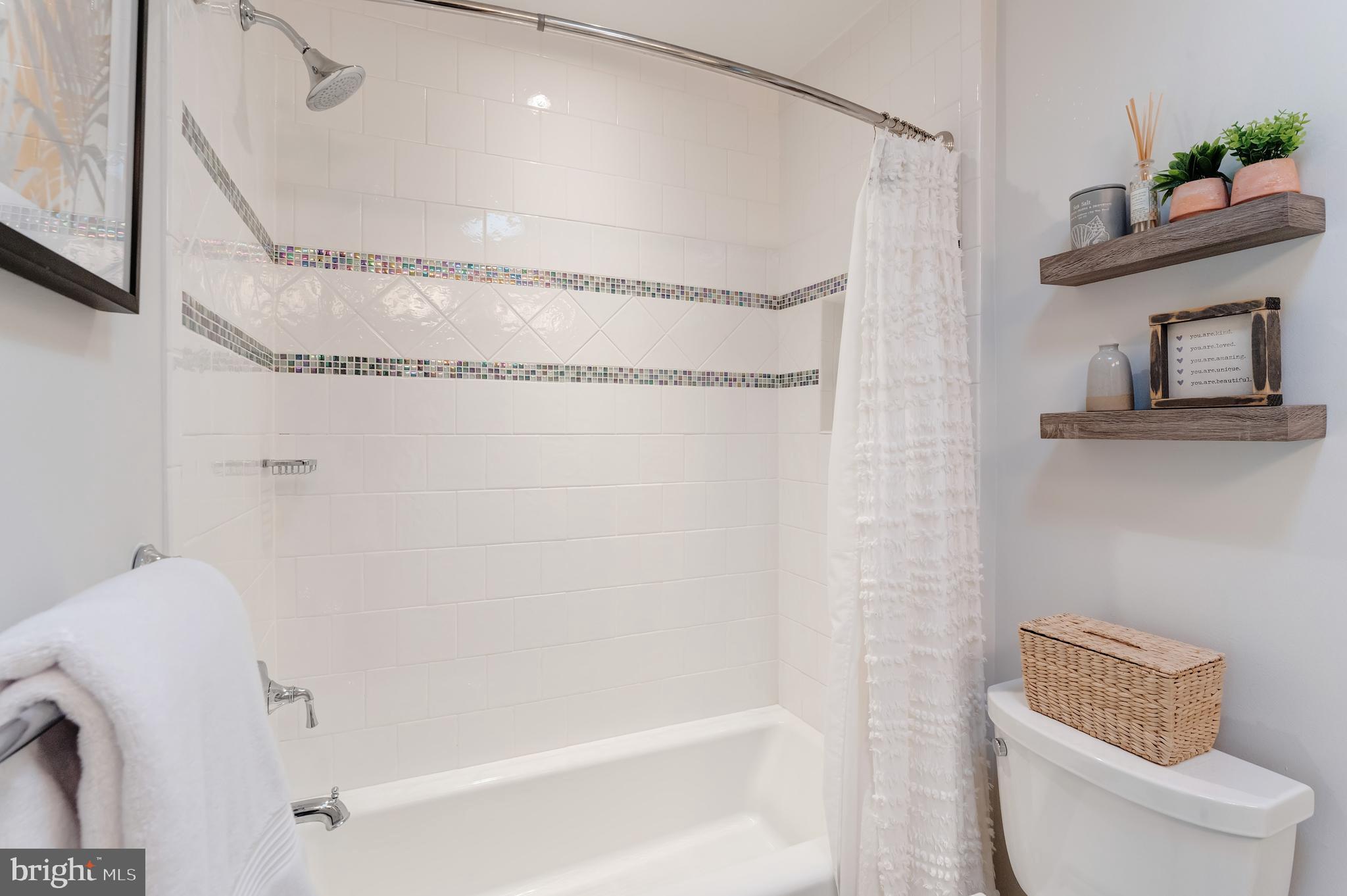 WOODLAND ESTATES - Residential