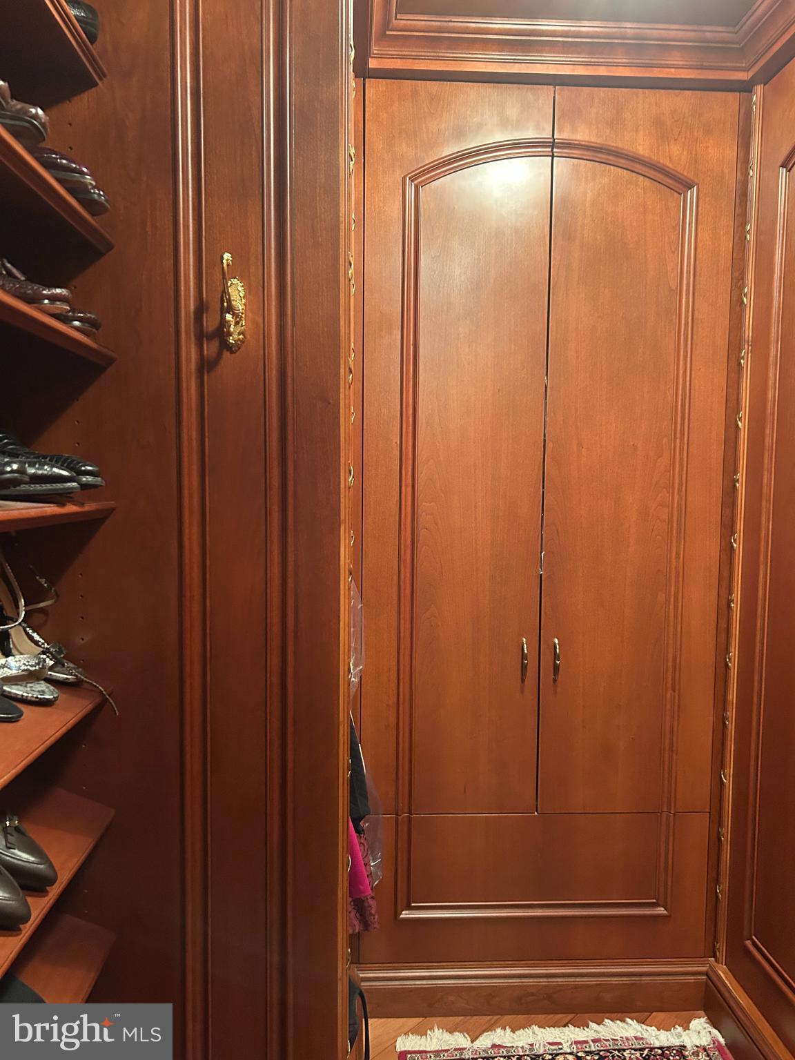 CANAL STREET - Residential