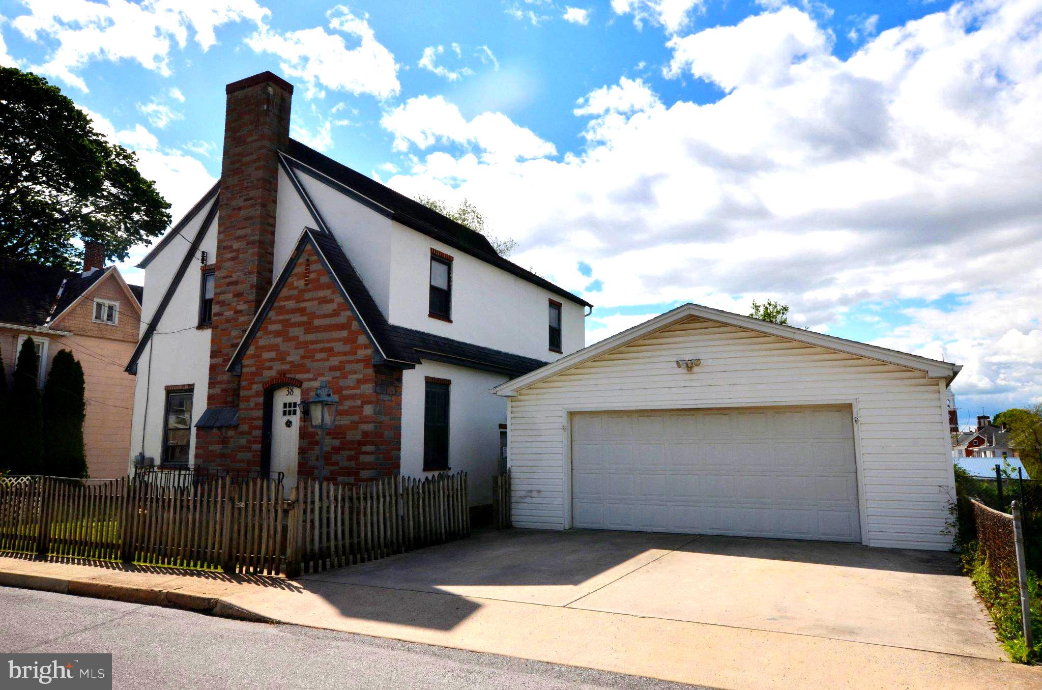 WAYNESBORO - Residential