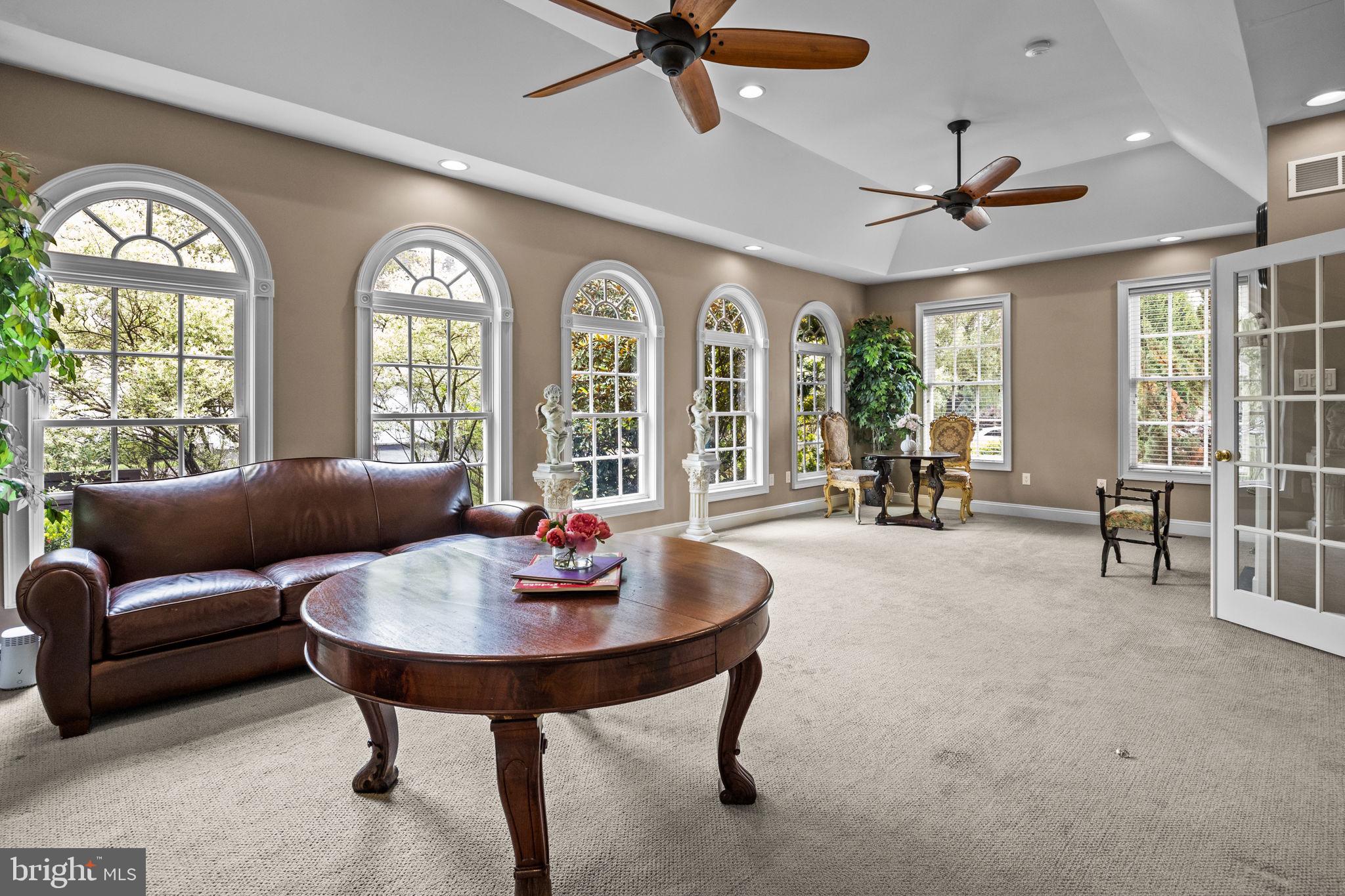 IVYLAND VILLAGE - Residential