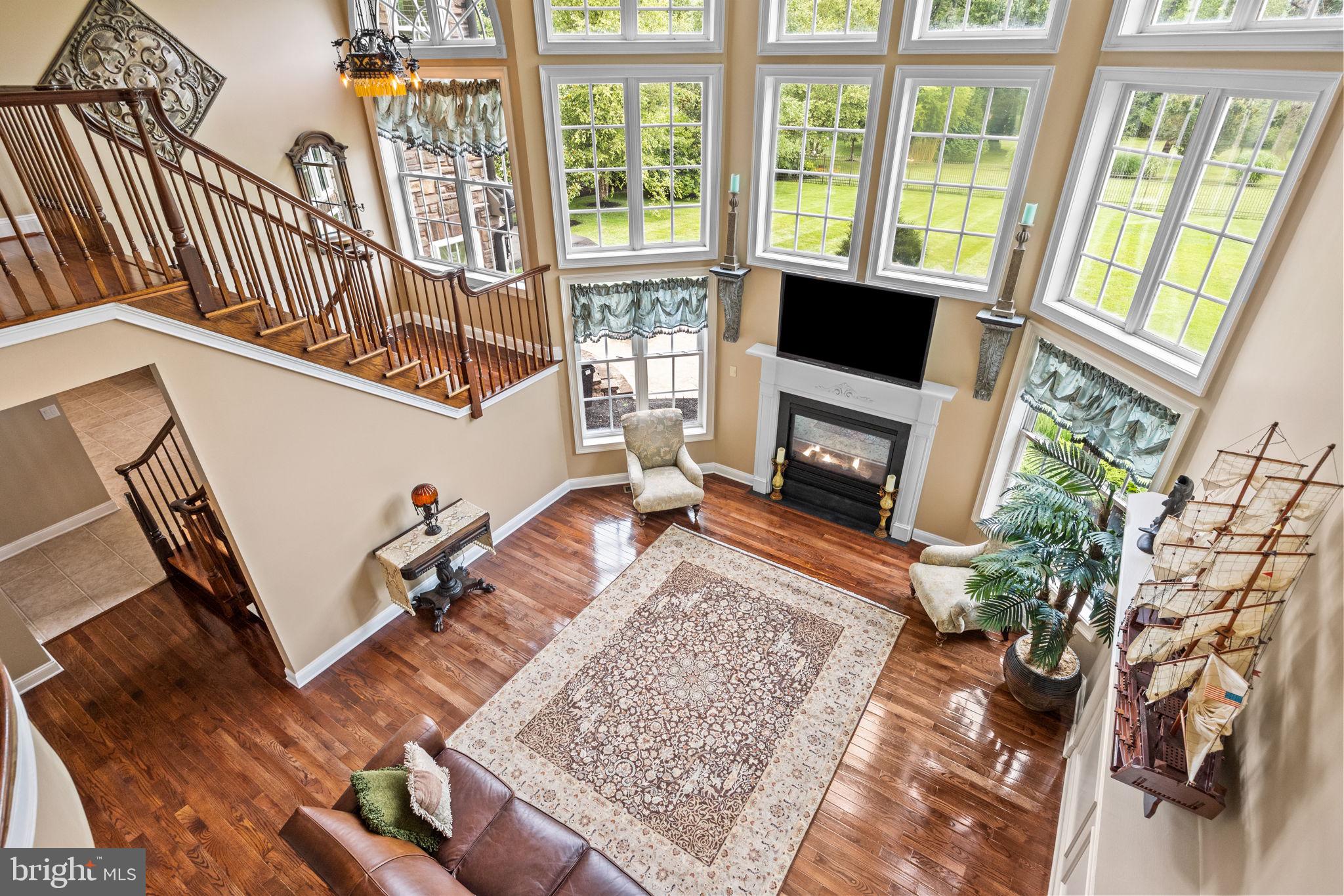 IVYLAND VILLAGE - Residential