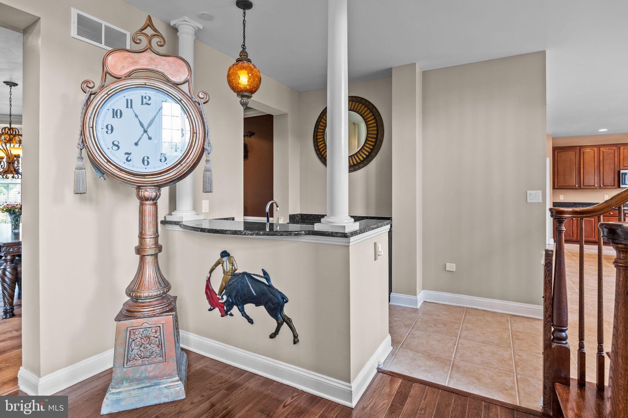 IVYLAND VILLAGE - Residential