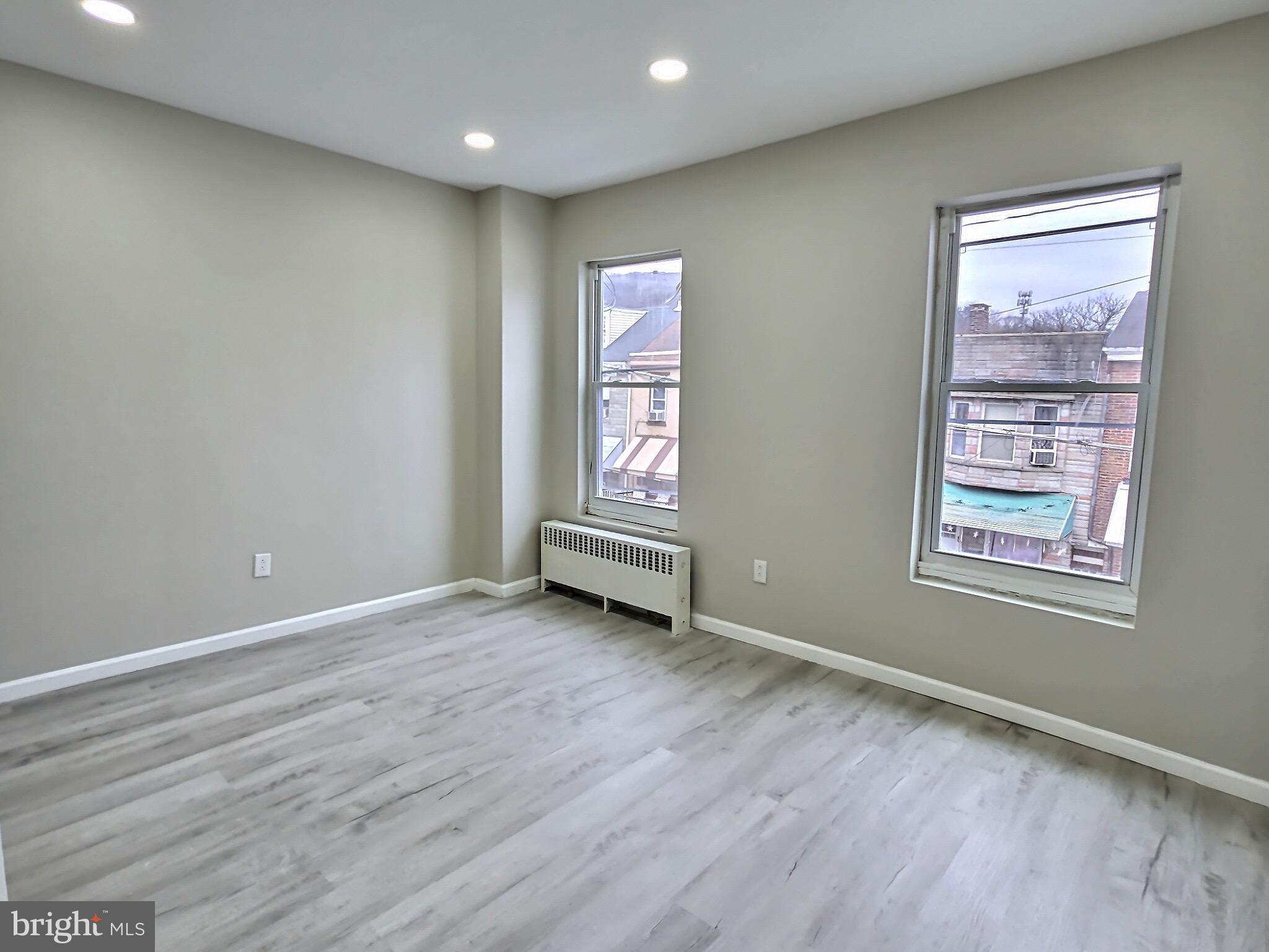 SOUTHERN READING - Residential