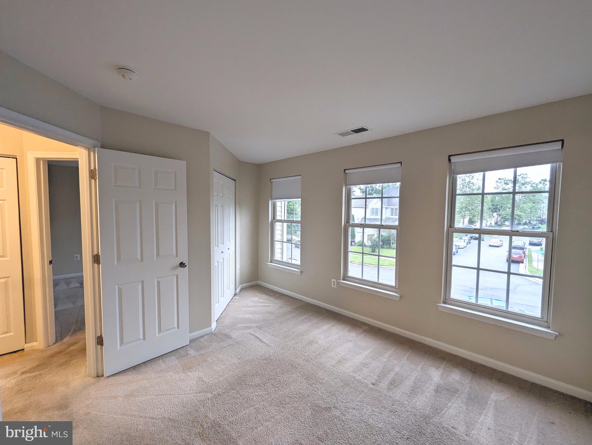 KINGSBROOKE - Residential Lease