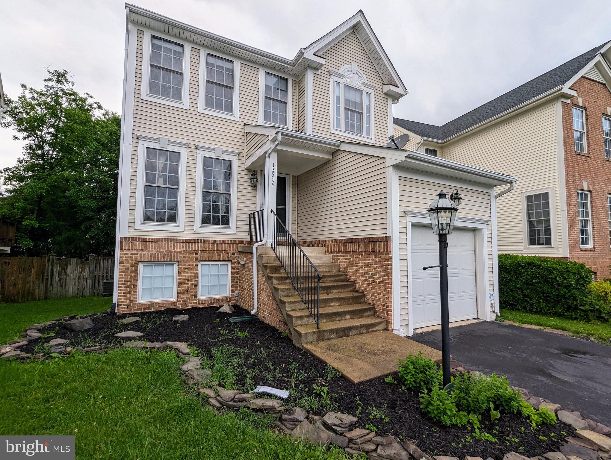 KINGSBROOKE - Residential Lease