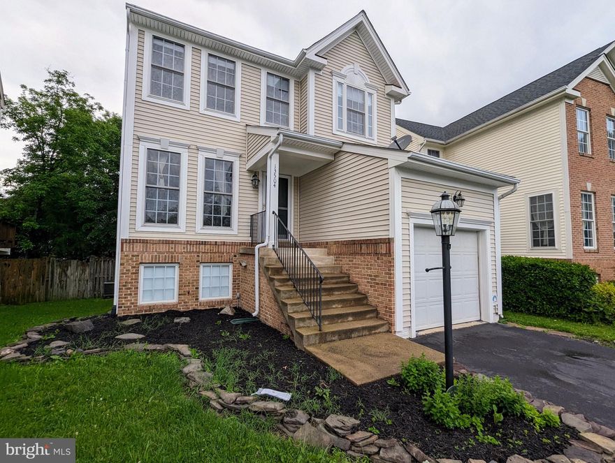 Great Location. This three levels single family house offers four bedrooms, three and half bathrooms.  specious kitchen, nice family room and separate living area. Walkout basement with a nice bedroom, dry kitchen and a specious living area. This is a great place to live in. Close to Rt 66.