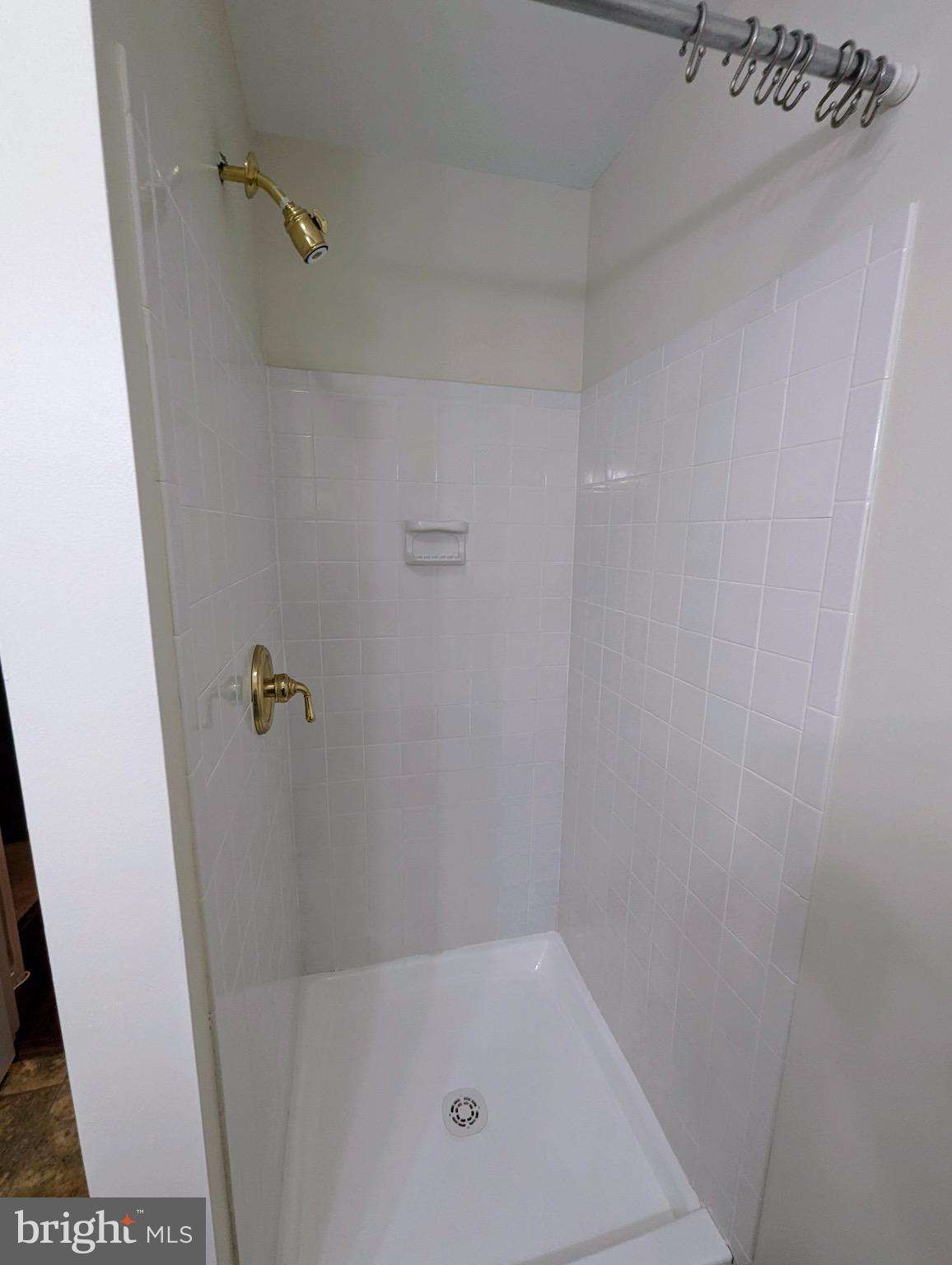 KINGSBROOKE - Residential Lease