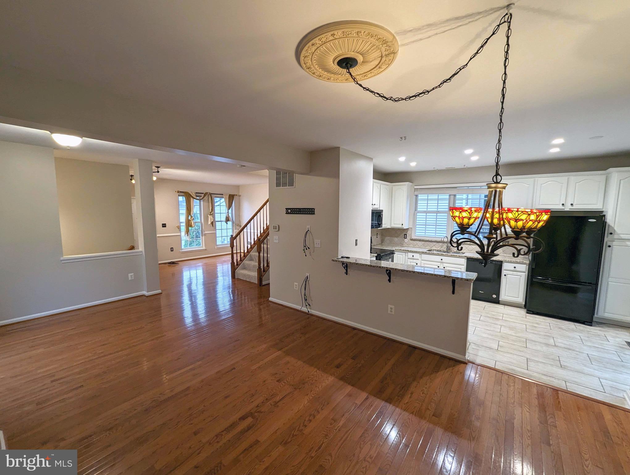 KINGSBROOKE - Residential Lease