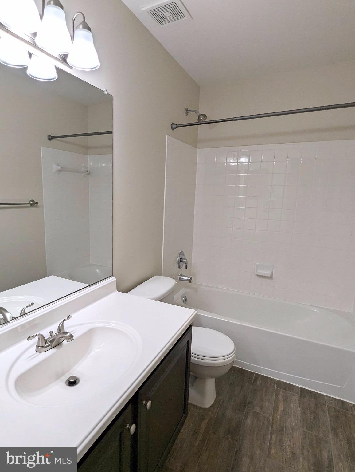 KINGSBROOKE - Residential Lease