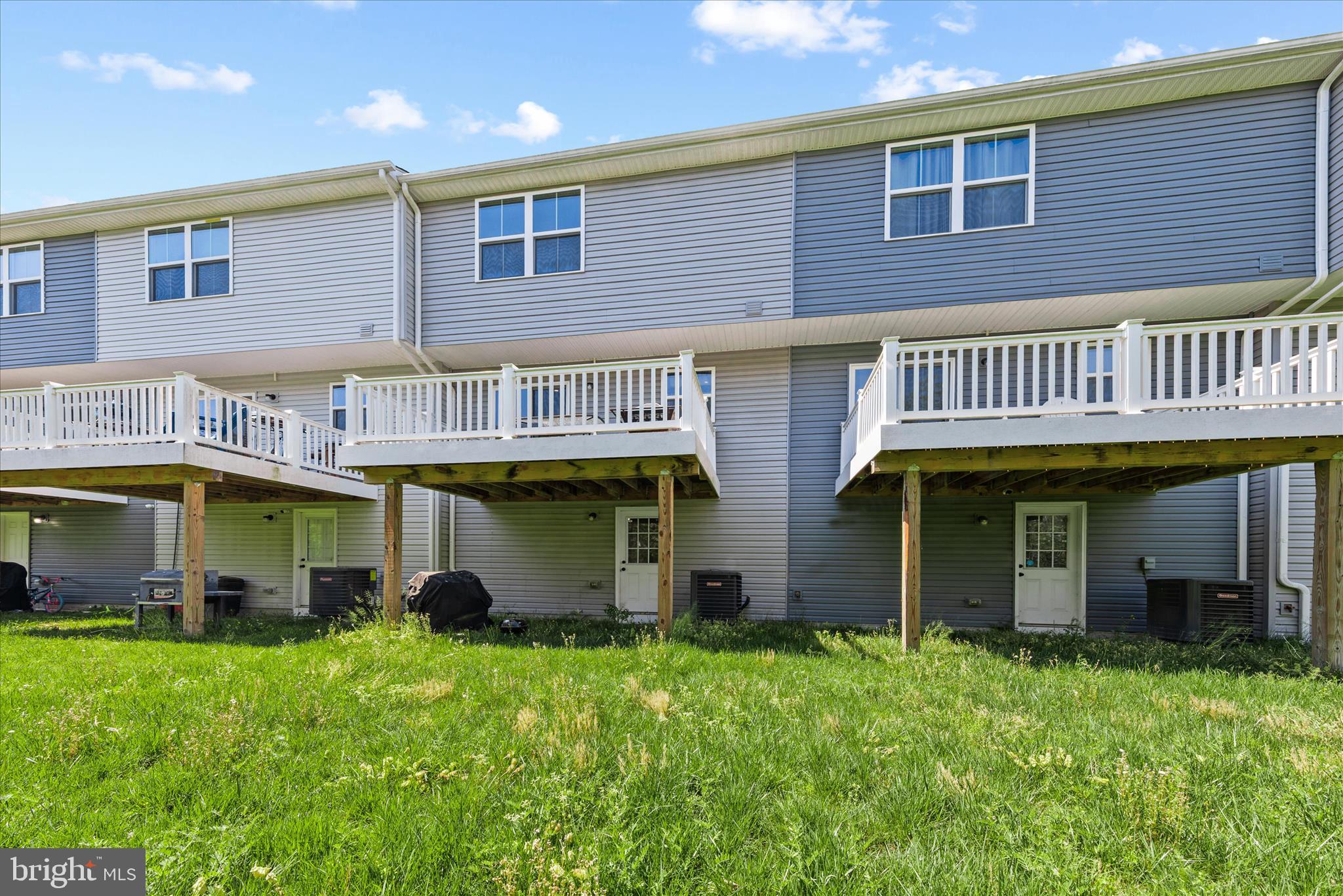 HERON POINT - Residential