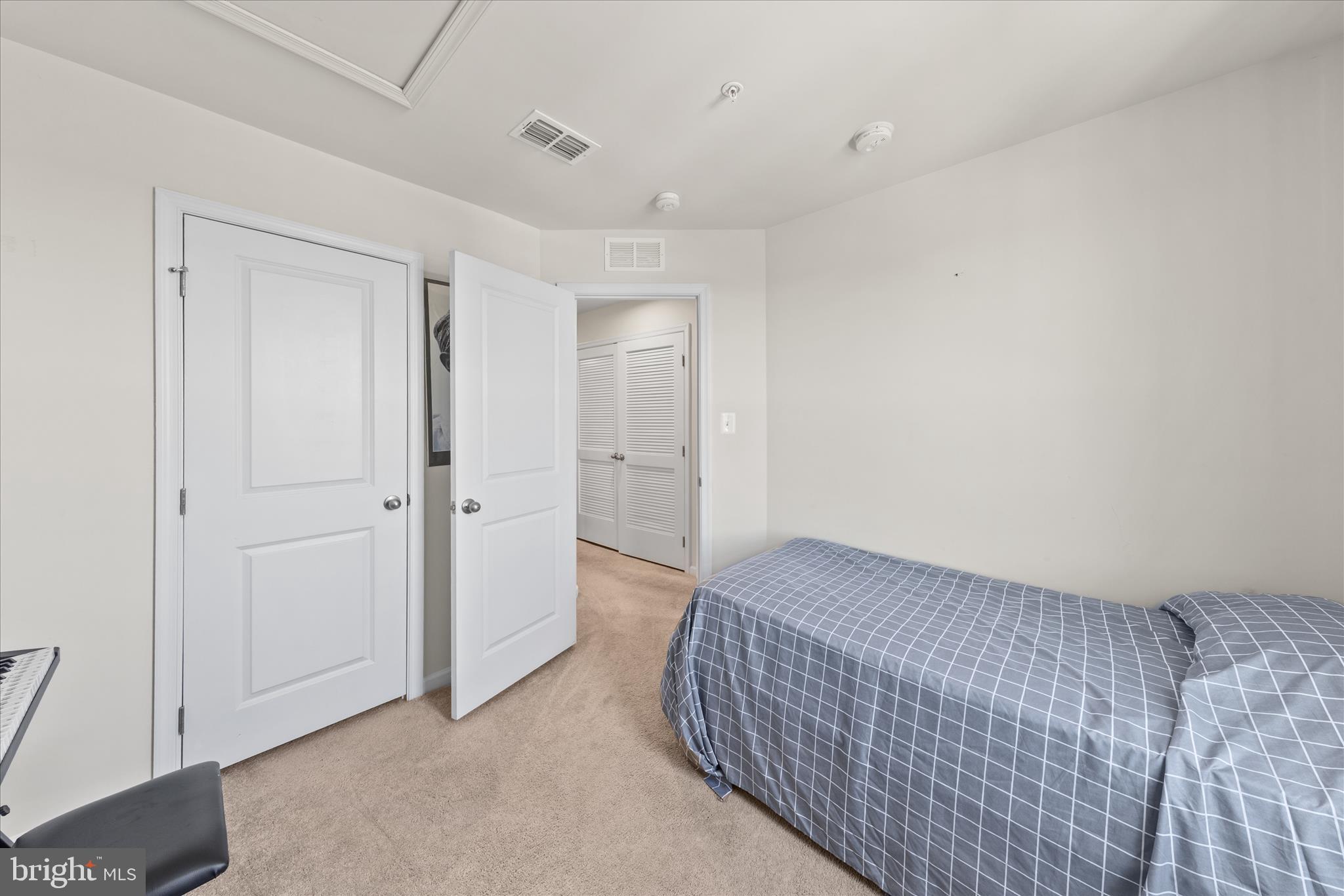 HERON POINT - Residential