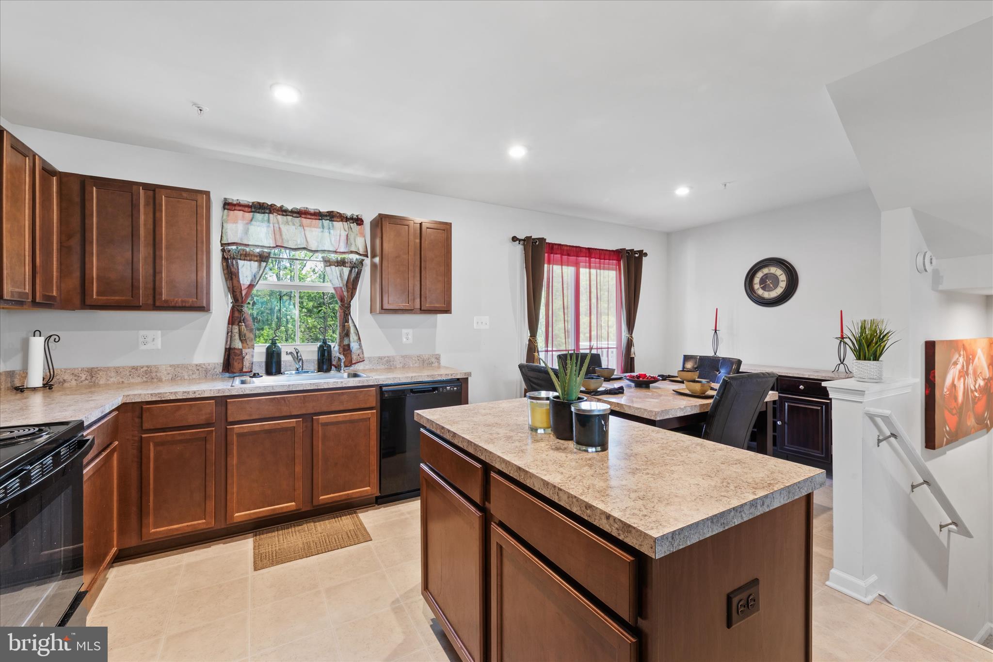 HERON POINT - Residential