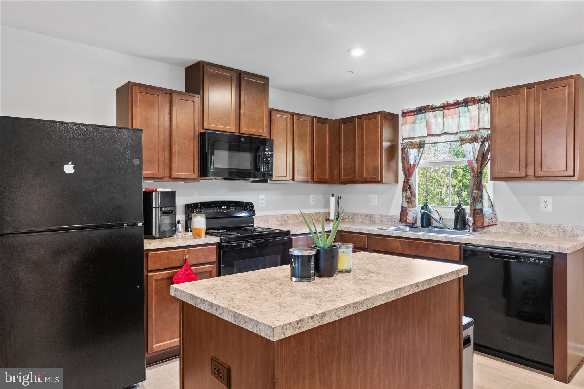 HERON POINT - Residential