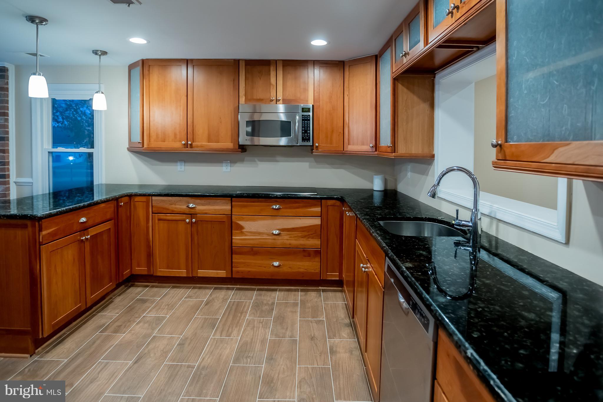 VILLAGE OF HICKORY RIDGE - Residential