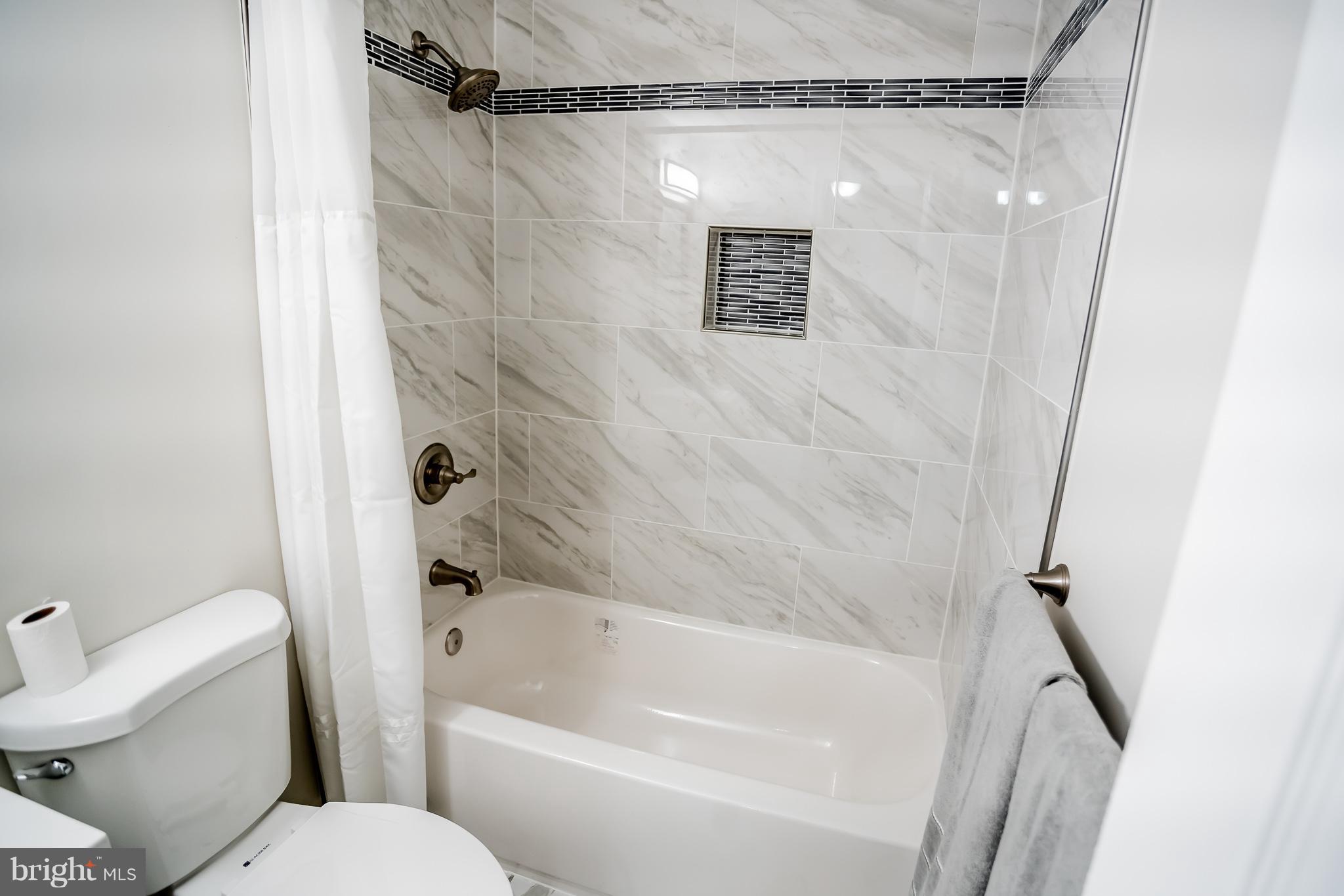 VILLAGE OF HICKORY RIDGE - Residential