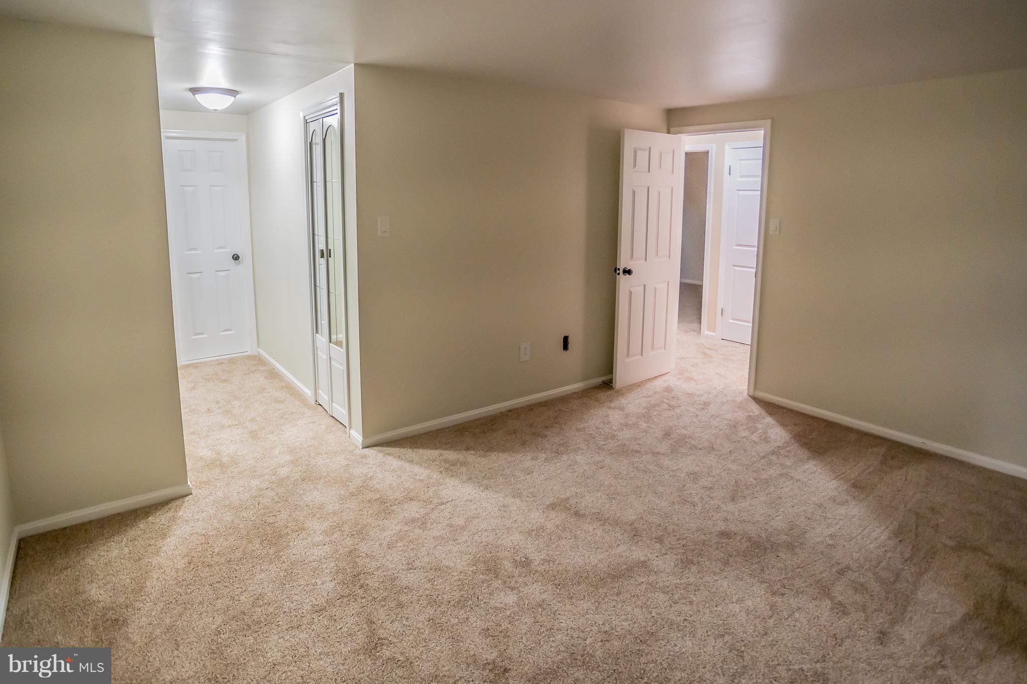 VILLAGE OF HICKORY RIDGE - Residential