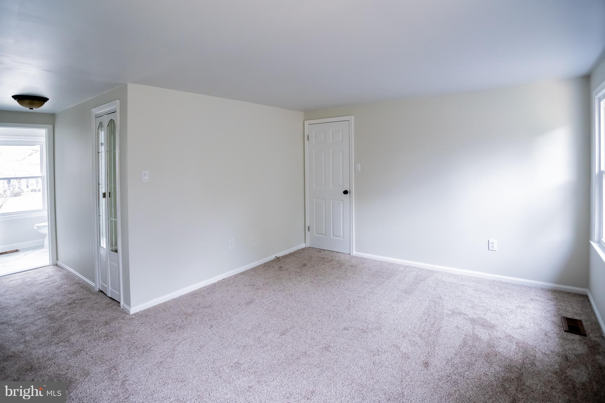 VILLAGE OF HICKORY RIDGE - Residential