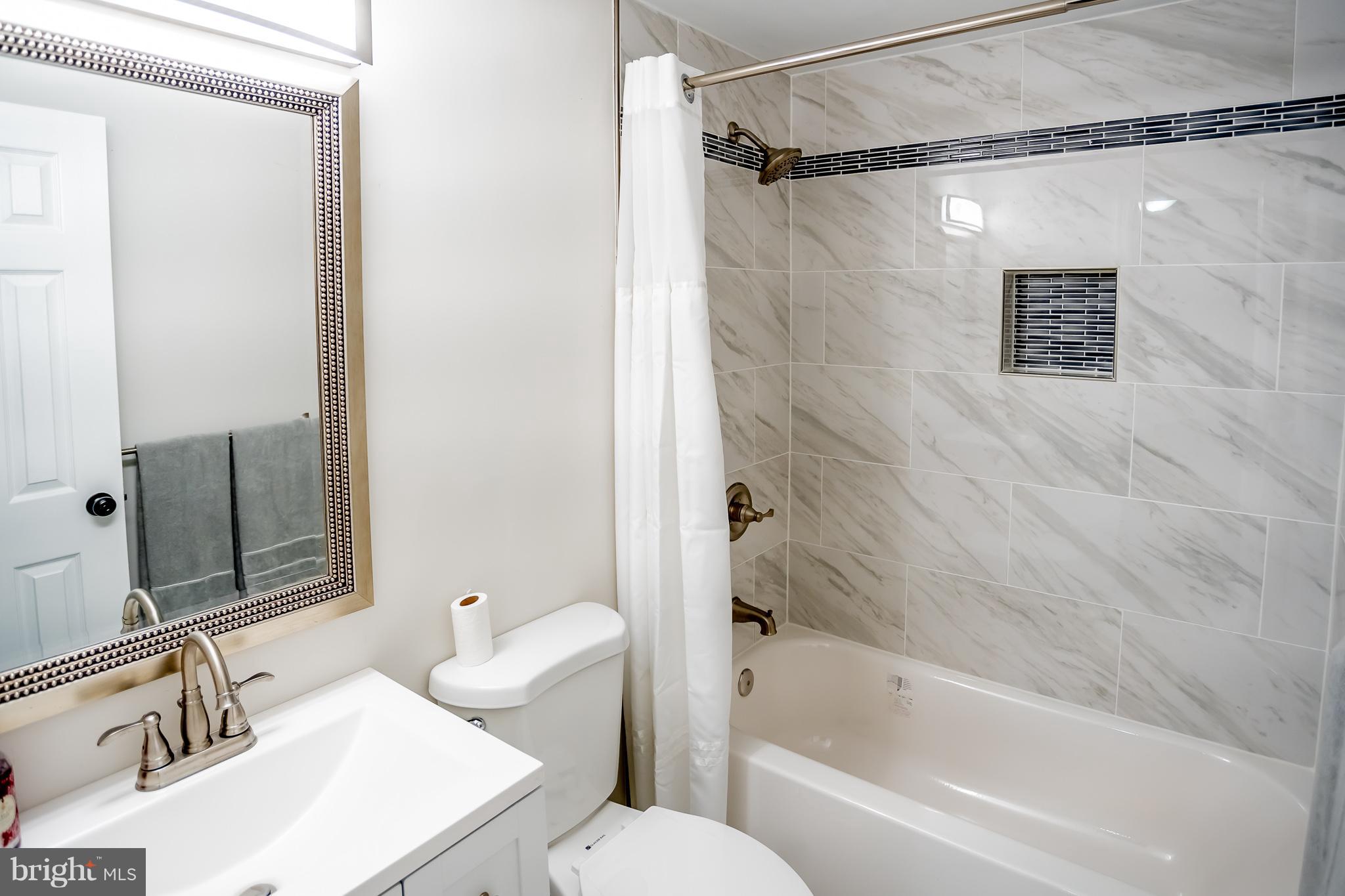 VILLAGE OF HICKORY RIDGE - Residential