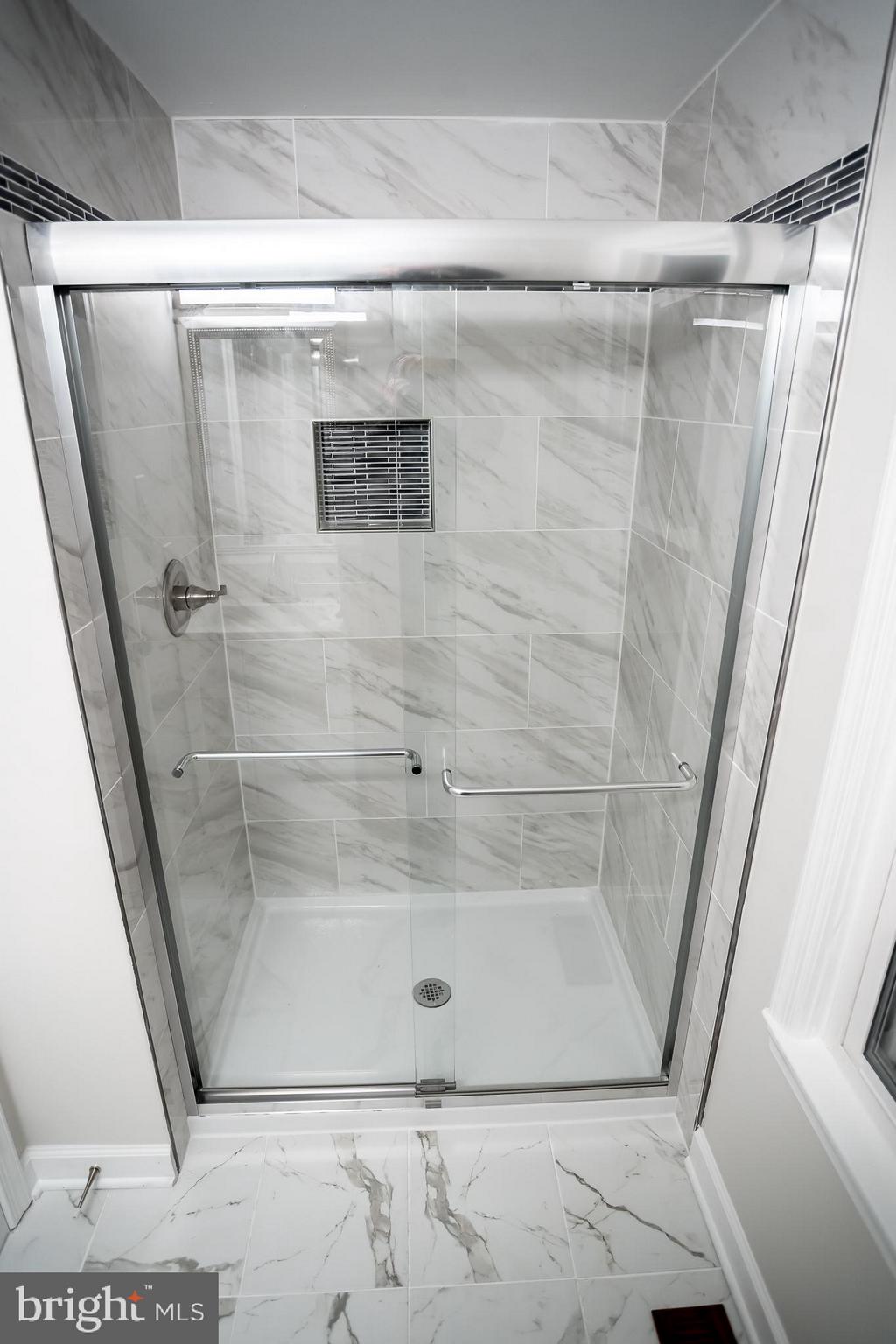 VILLAGE OF HICKORY RIDGE - Residential