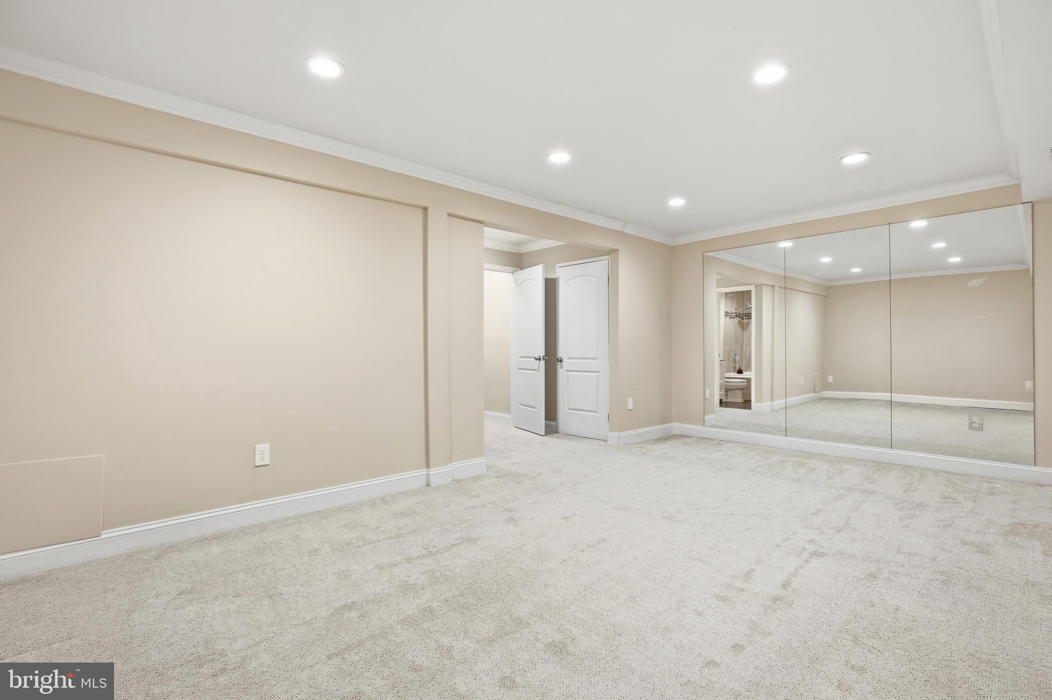KIMBERLY PLACE - Residential
