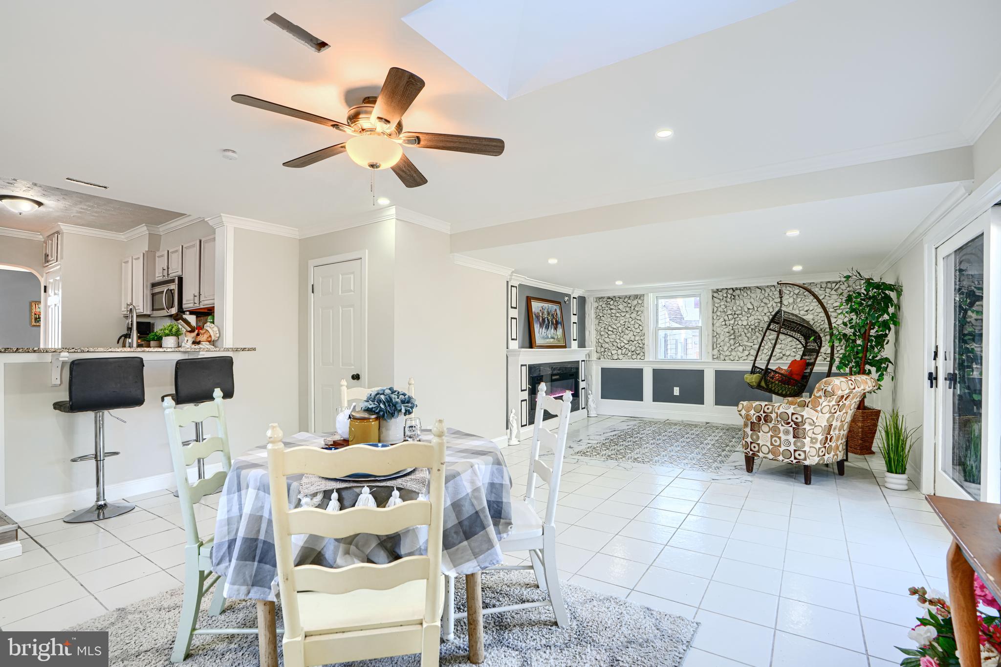 EASTERN TERRACE - Residential