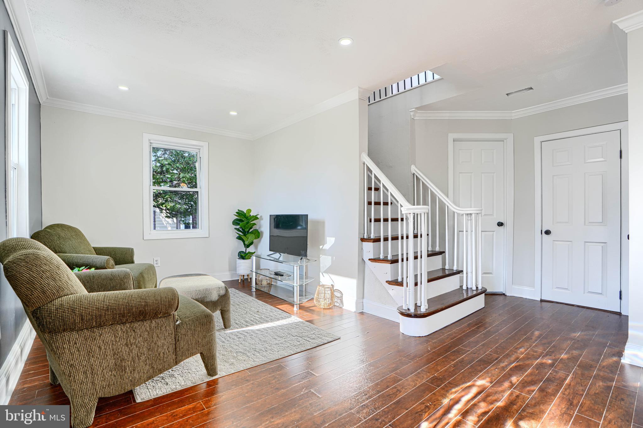 EASTERN TERRACE - Residential