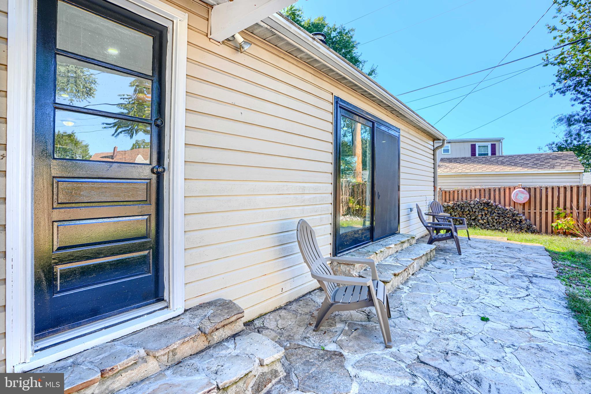 EASTERN TERRACE - Residential