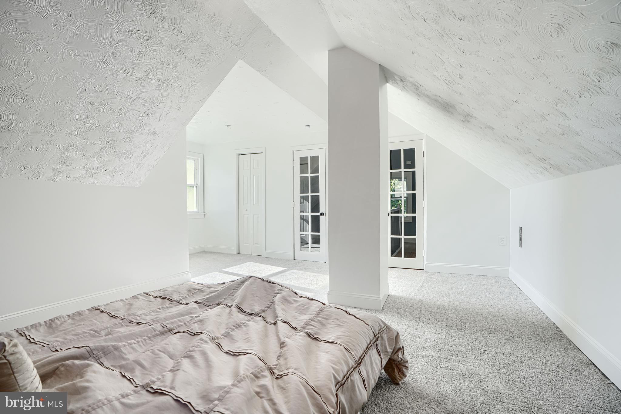 EASTERN TERRACE - Residential