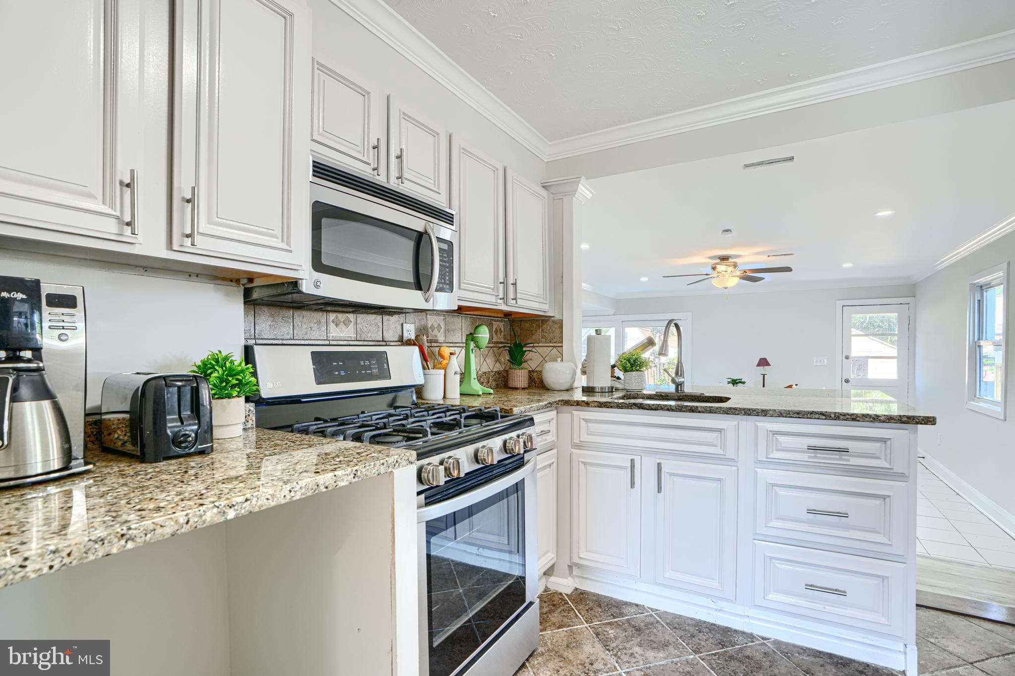 EASTERN TERRACE - Residential