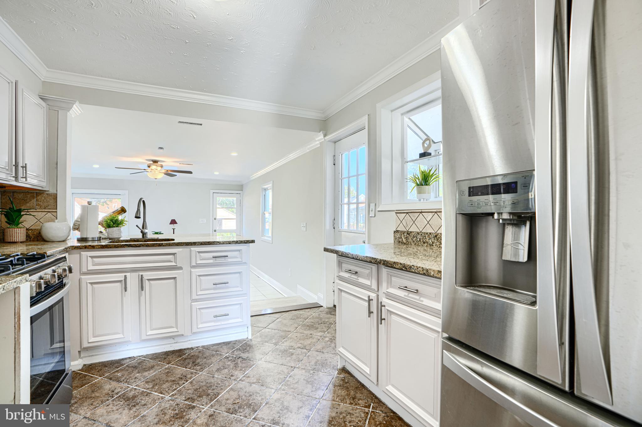 EASTERN TERRACE - Residential