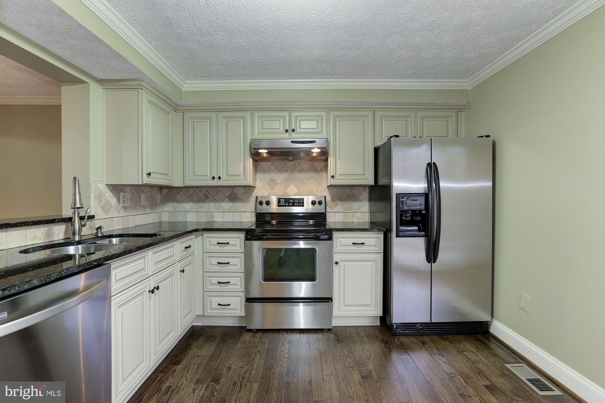 KINGS MEADE - Residential Lease