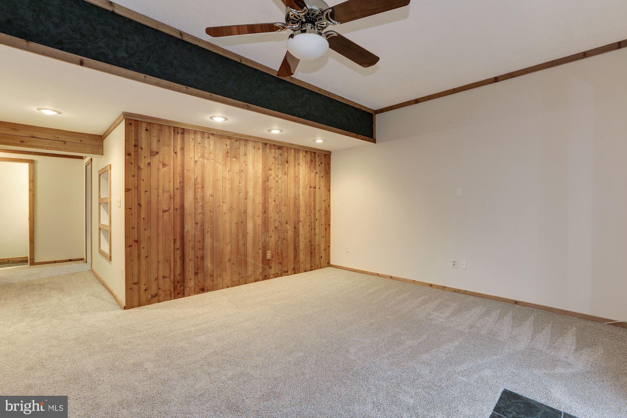 KINGS MEADE - Residential Lease