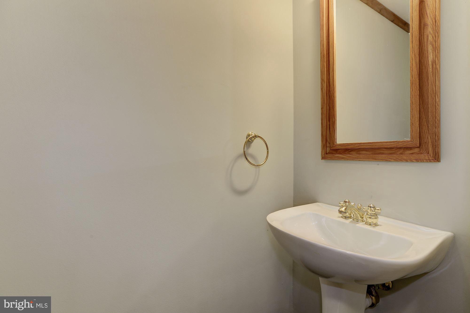 KINGS MEADE - Residential Lease