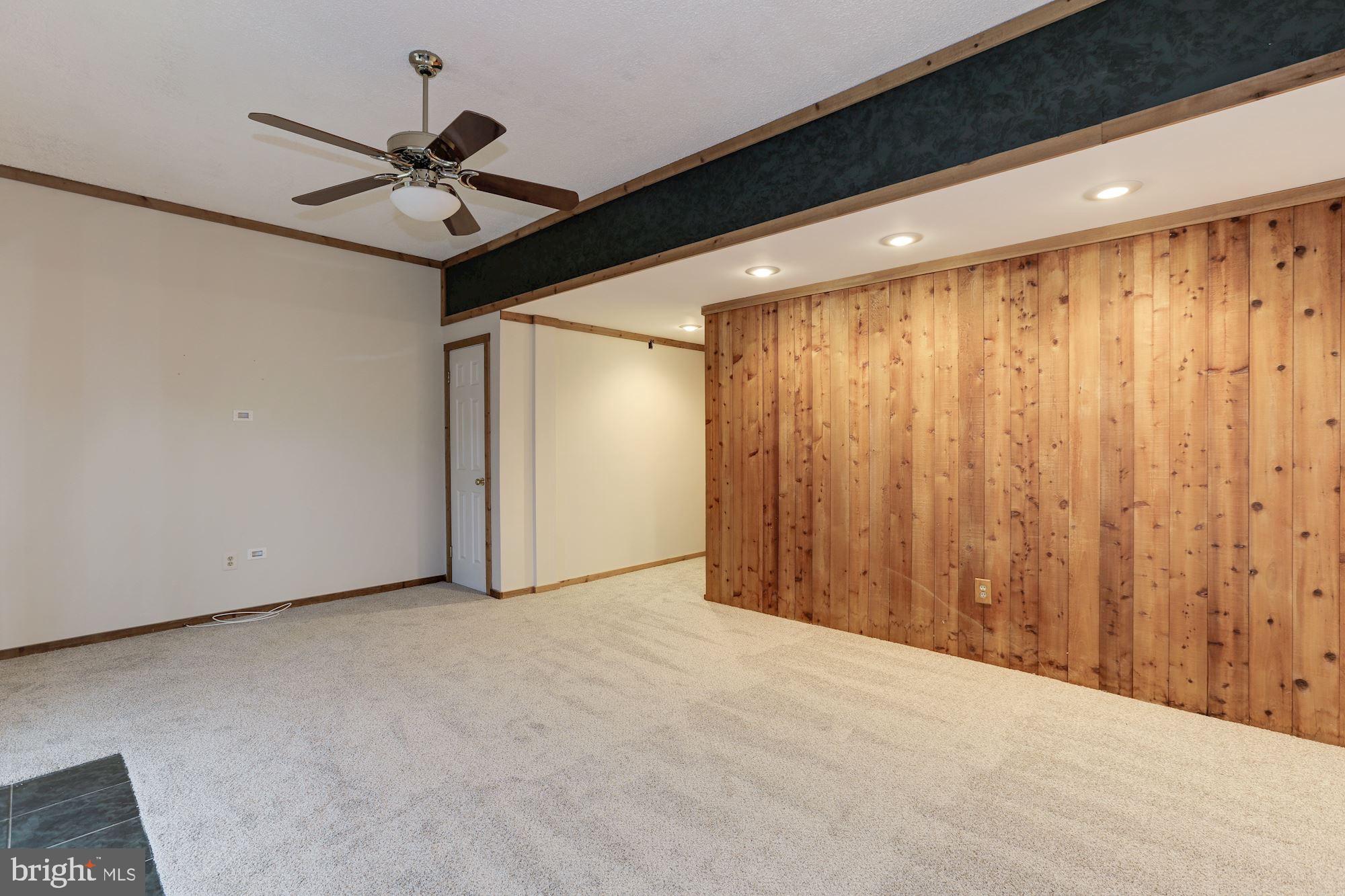 KINGS MEADE - Residential Lease