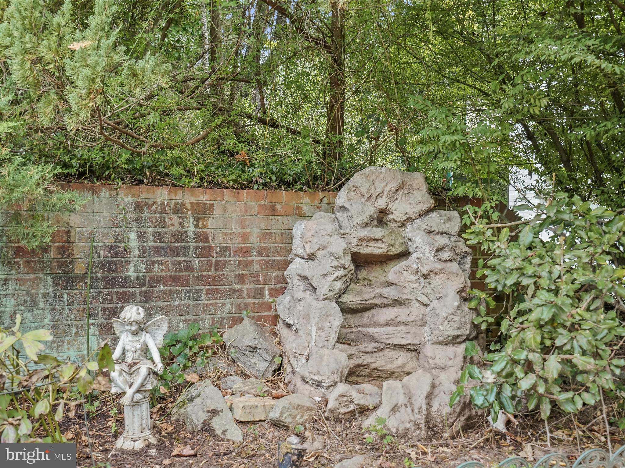 ROCK CREEK HILLS - Residential